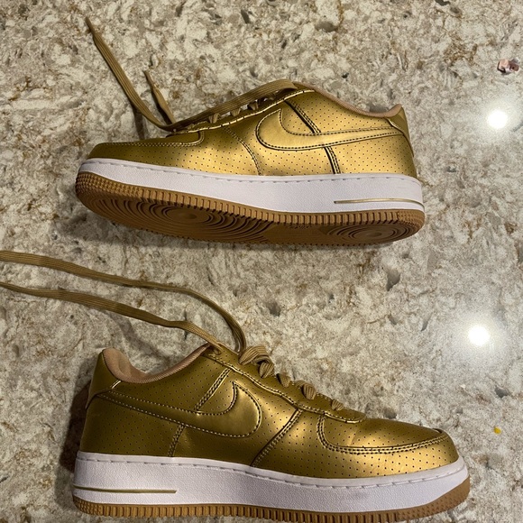 Nike Air Force 1 - Picture 8 of 12
